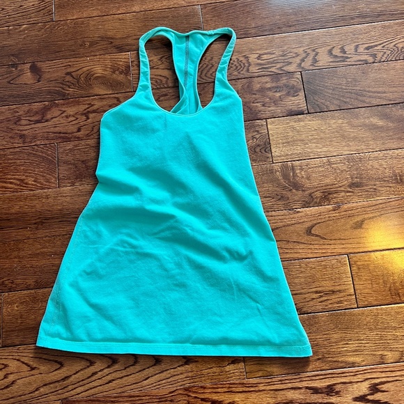 Sz 8 lululemon tank - Picture 1 of 2